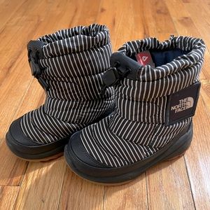 North face kids snow boots